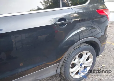 2015 Ford Escape Titanium из США, поврежденный, VIN 1FMCU0JX1FUC36537